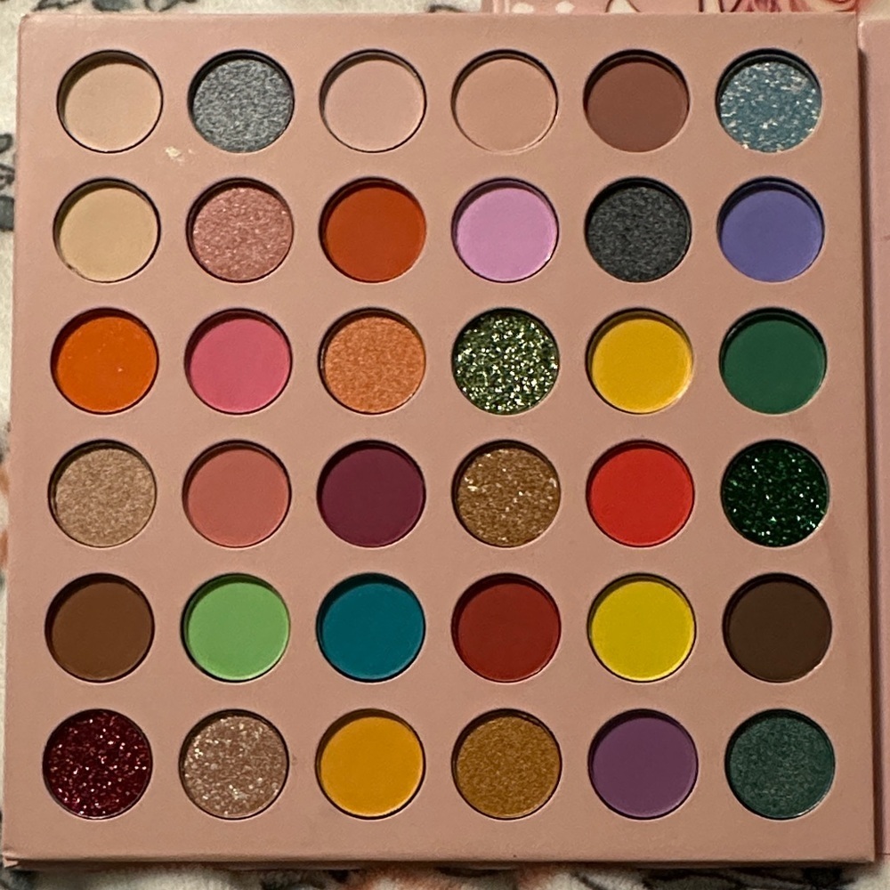 72 Colors Eyeshadow Palette - Pink and Gold - Picture 2 of 4